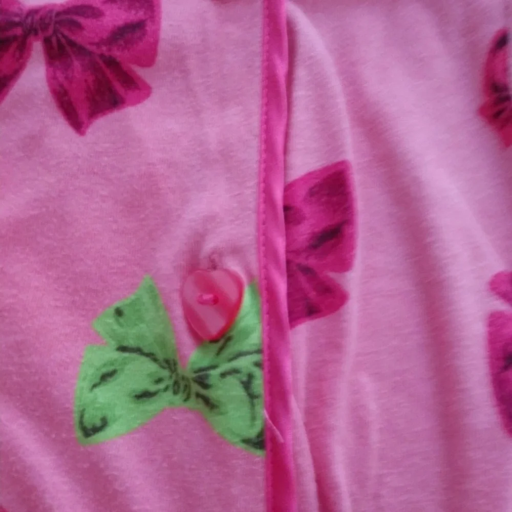 Betsey Johnson Pink Pajama Set with Bow Pattern - Picture 6 of 8
